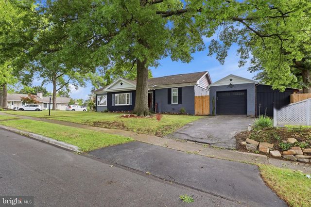 3501 CLOVERFIELD RD, Harrisburg, PA 17109