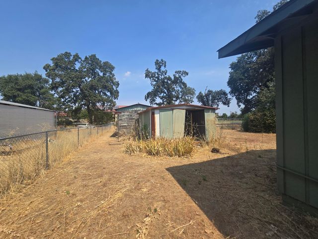 20882 3rd Street, Cottonwood, CA 96022