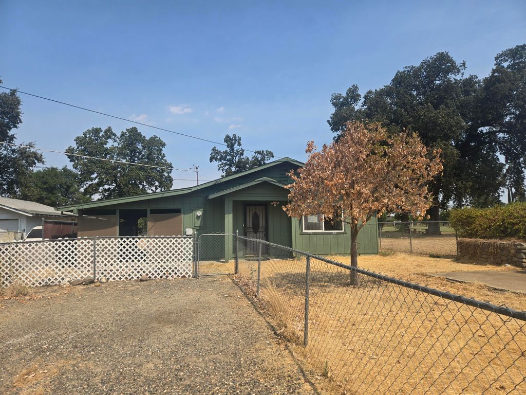 20882 3rd Street, Cottonwood, CA 96022