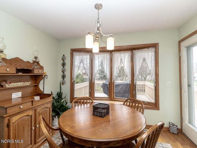 532 Georgetown Drive, Oregon, OH 43616