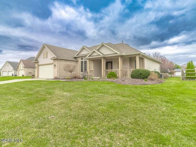 532 Georgetown Drive, Oregon, OH 43616