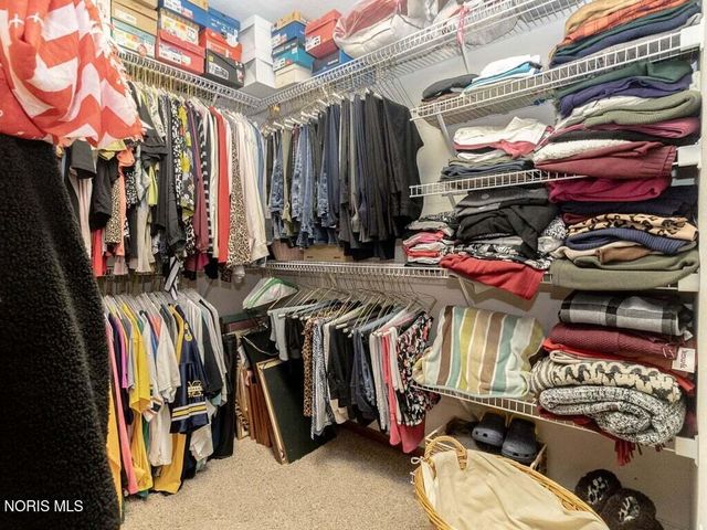 532 Georgetown Drive, Oregon, OH 43616