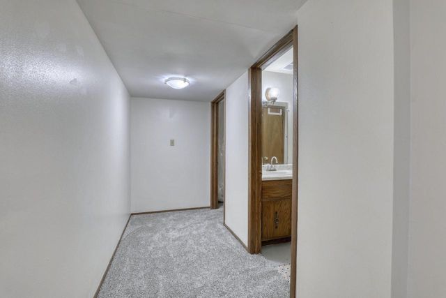3555 S Loretta LANE, New Berlin, WI 53151