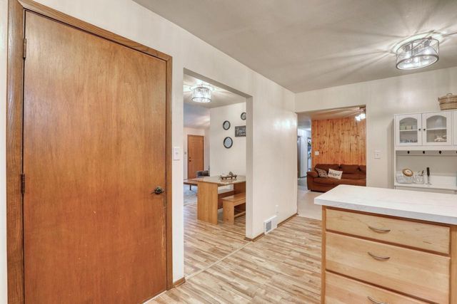 3555 S Loretta LANE, New Berlin, WI 53151