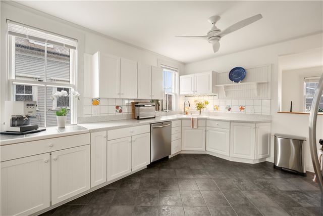 35 Marsh Street, Newport, RI 02840