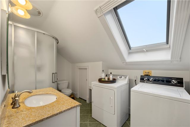 35 Marsh Street, Newport, RI 02840