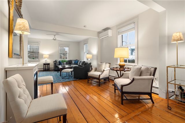 35 Marsh Street, Newport, RI 02840