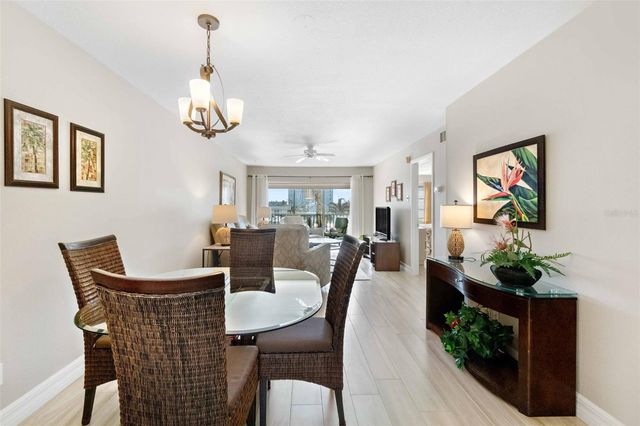 5970 MIDNIGHT PASS ROAD 177, Sarasota, FL 34242