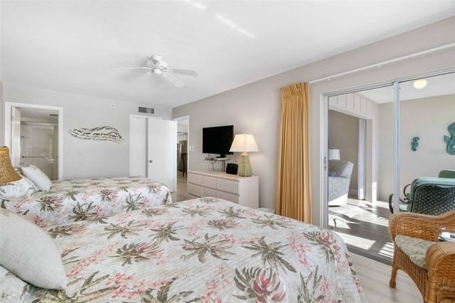 5970 MIDNIGHT PASS ROAD 177, Sarasota, FL 34242