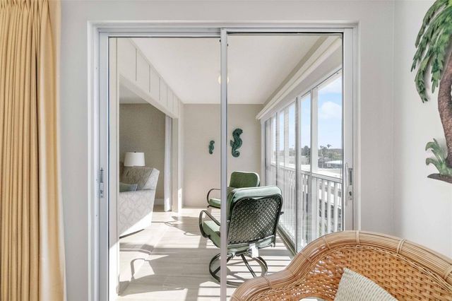 5970 MIDNIGHT PASS ROAD 177, Sarasota, FL 34242