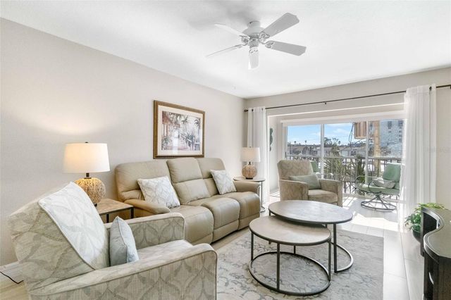 5970 MIDNIGHT PASS ROAD 177, Sarasota, FL 34242