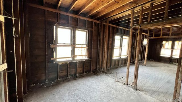 4833 Cooper Street, Detroit, MI 48214