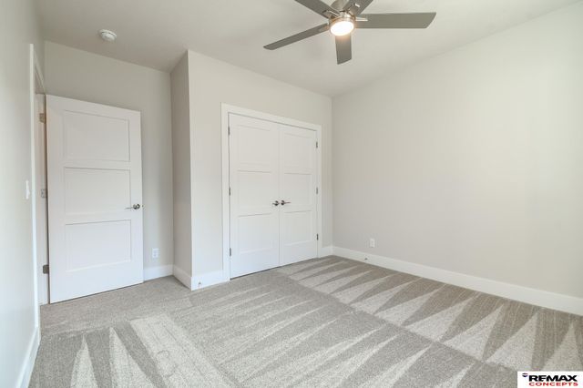 5829 S 94th Street, Lincoln, NE 68526