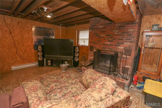 14641 Engledow Springs Road, De Soto, MO 63020