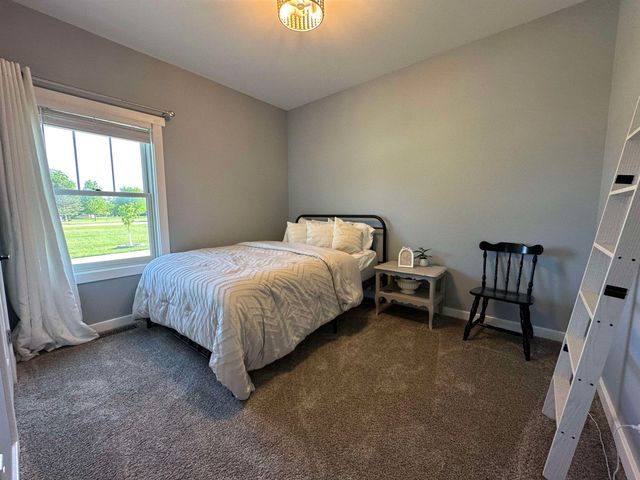 1911 N Se Boutell Road, Essexville, MI 48732