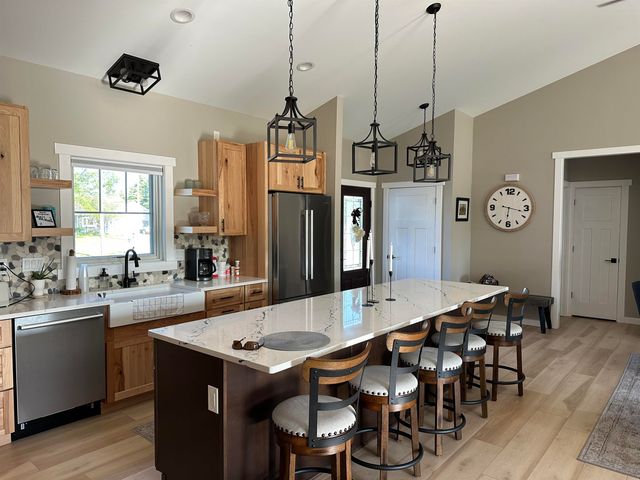 1911 N Se Boutell Road, Essexville, MI 48732