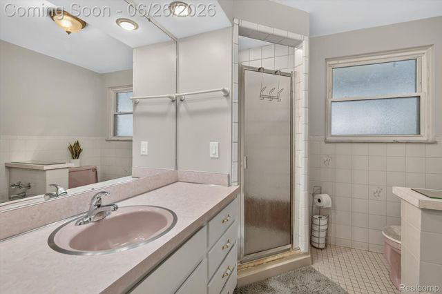 17127 Hamilton Avenue, Allen Park, MI 48101
