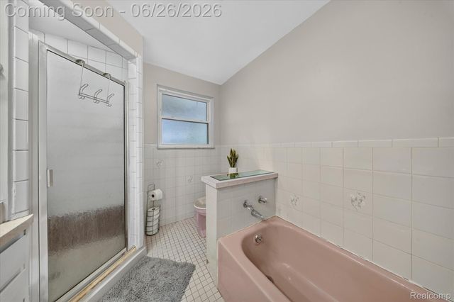 17127 Hamilton Avenue, Allen Park, MI 48101
