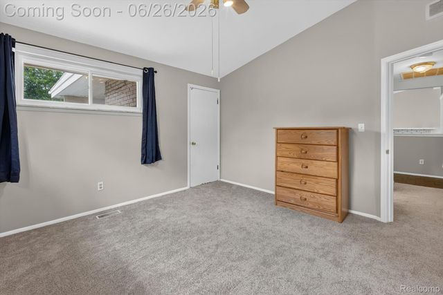 17127 Hamilton Avenue, Allen Park, MI 48101