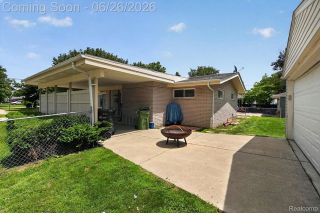 17127 Hamilton Avenue, Allen Park, MI 48101