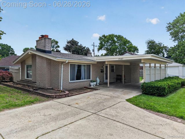 17127 Hamilton Avenue, Allen Park, MI 48101
