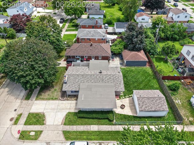 17127 Hamilton Avenue, Allen Park, MI 48101