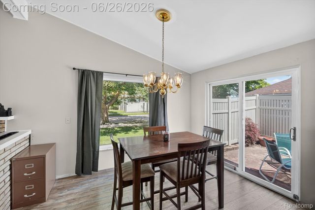 17127 Hamilton Avenue, Allen Park, MI 48101