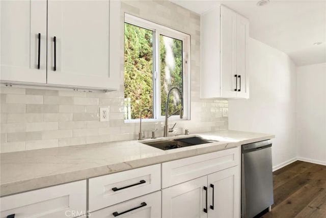 5840 Allott Avenue, Van Nuys, CA 91401
