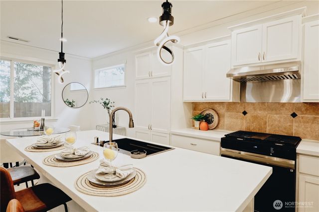 12008 NE 162nd Place, Bothell, WA 98011