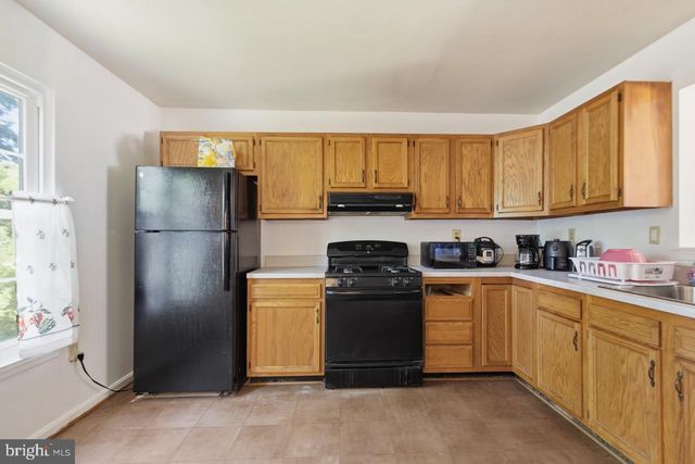 2409 23RD ST SE, Washington, DC 20020
