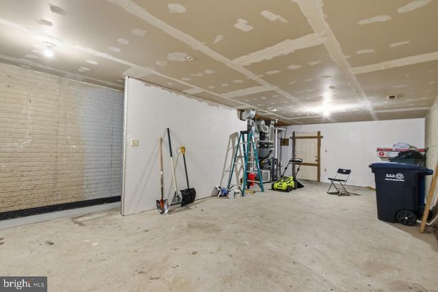 2409 23RD ST SE, Washington, DC 20020