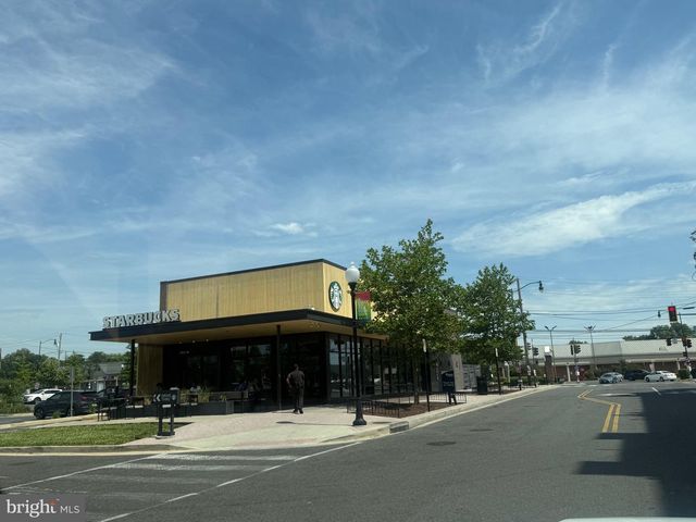 2409 23RD ST SE, Washington, DC 20020