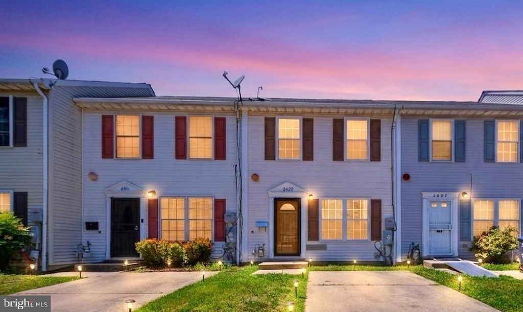 2409 23RD ST SE, Washington, DC 20020