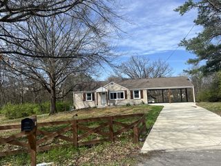 301 Rural Hill Ct, Nashville, TN 37217