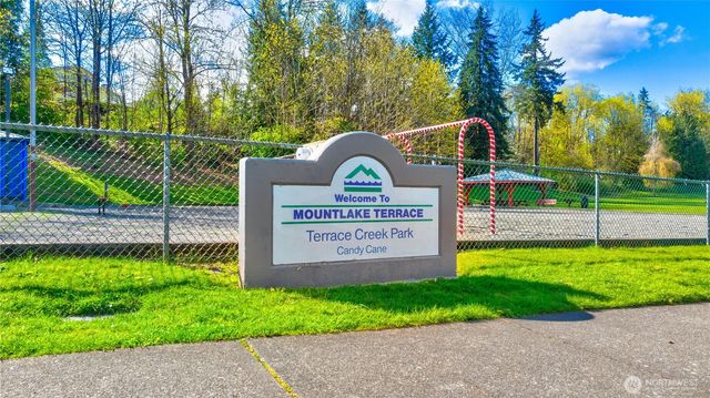 23207 46th Avenue W, Mountlake Terrace, WA 98043
