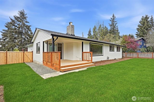 23207 46th Avenue W, Mountlake Terrace, WA 98043
