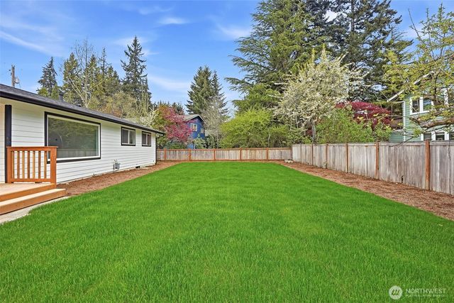 23207 46th Avenue W, Mountlake Terrace, WA 98043