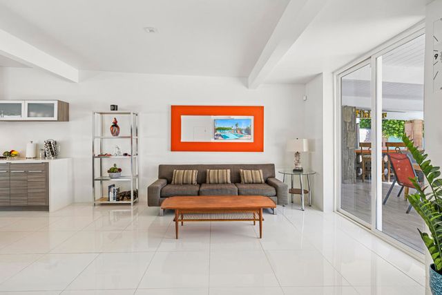 791 S Calle Paul, Palm Springs, CA 92264