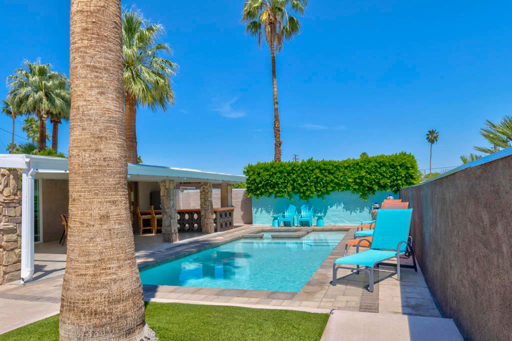 791 S Calle Paul, Palm Springs, CA 92264