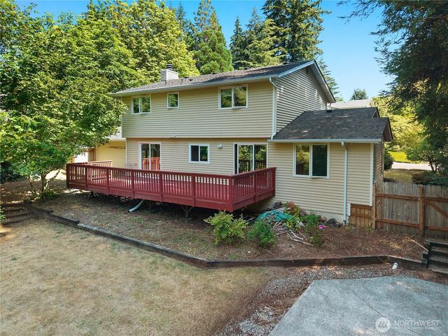 1732 Medallion Loop NW, Olympia, WA 98502