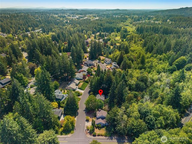 1732 Medallion Loop NW, Olympia, WA 98502