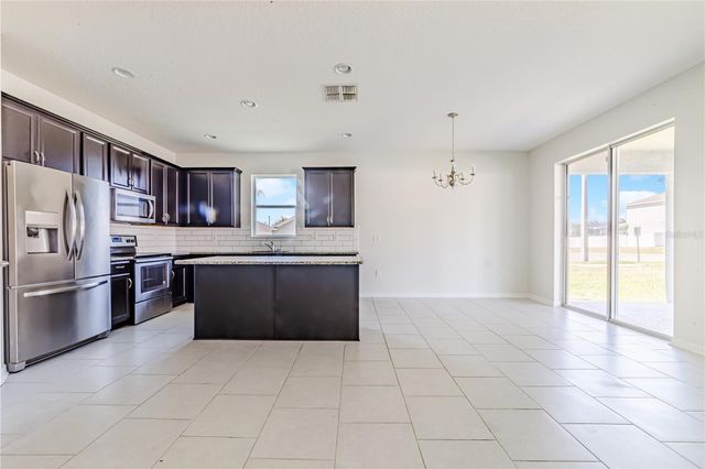 3040 SANDERLING STREET, Haines City, FL 33844