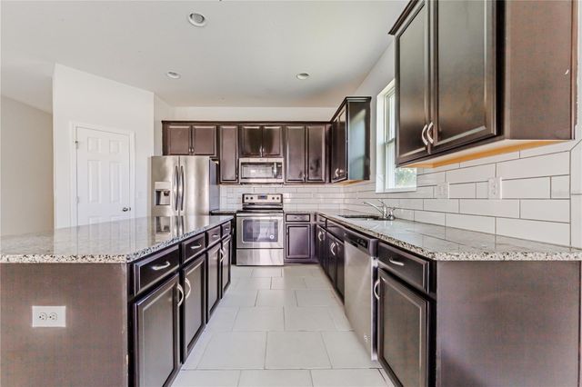 3040 SANDERLING STREET, Haines City, FL 33844