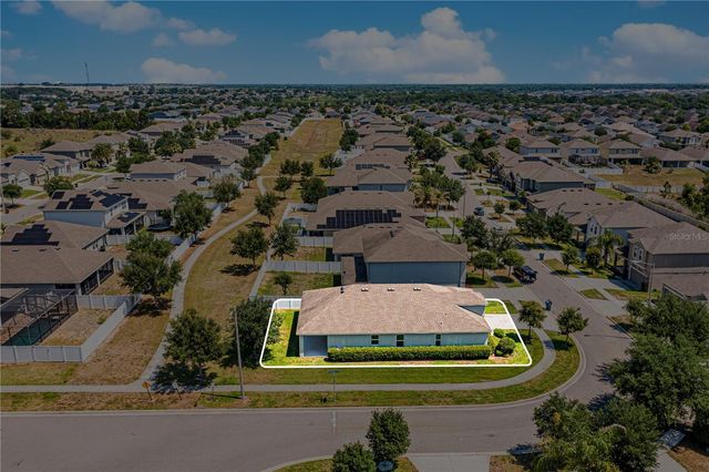 3040 SANDERLING STREET, Haines City, FL 33844