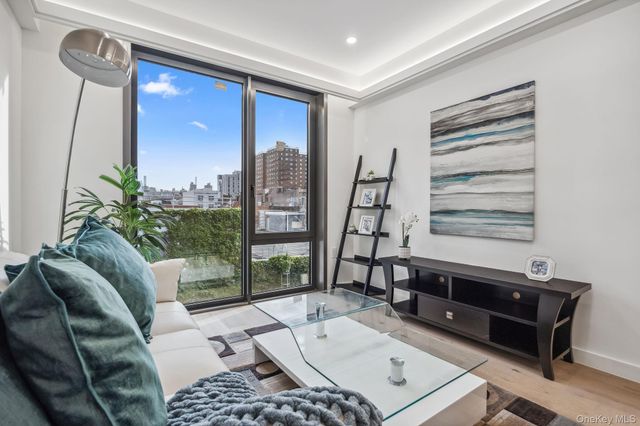 168 E 111th Street 5C, New York (manhattan), NY 10029