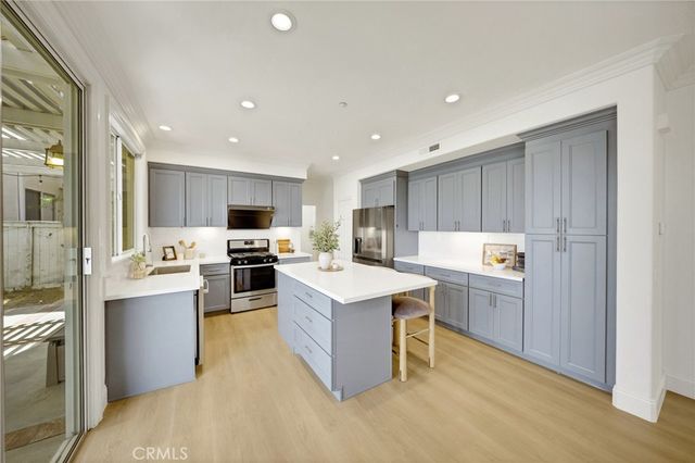 2 Corte Arbertura, San Clemente, CA 92673