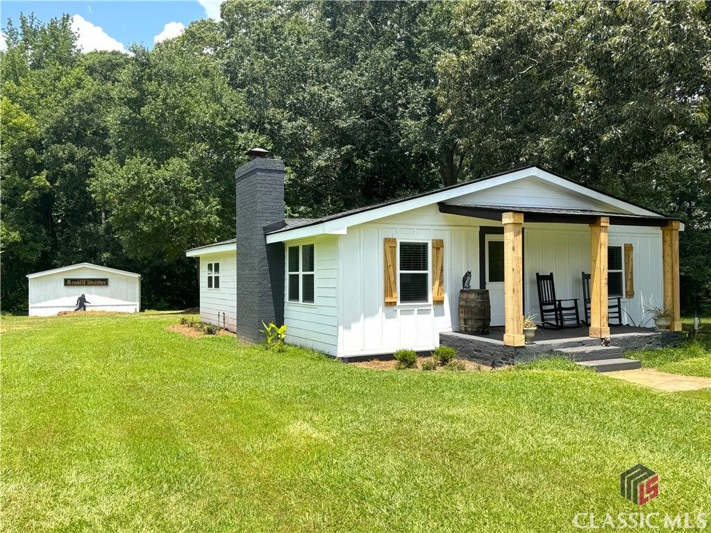 347 Burson Avenue N, Bogart, GA 30622