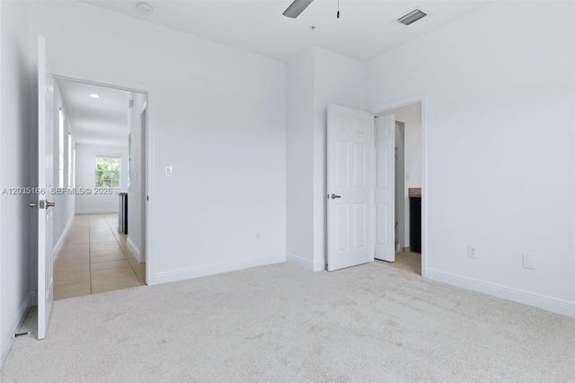 14776 SW 10th St 10501, Pembroke Pines, FL 33027