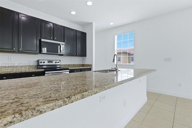 14776 SW 10th St 10501, Pembroke Pines, FL 33027