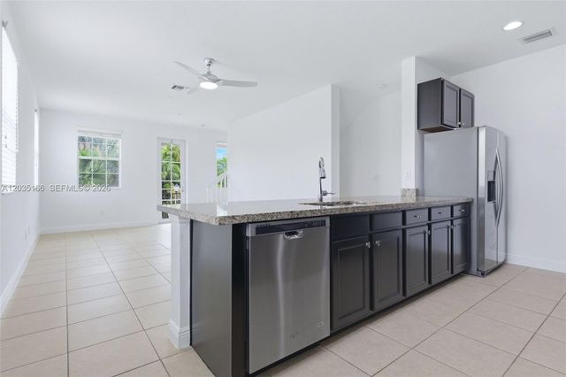 14776 SW 10th St 10501, Pembroke Pines, FL 33027